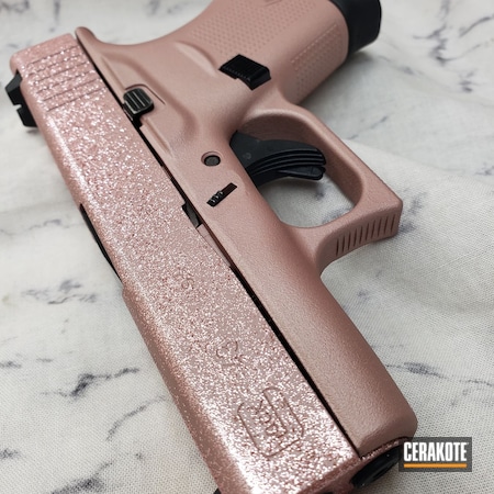 Powder Coating: ROSE GOLD H-327,Glock 43,9mm,Glock,Pink,Ladies,S.H.O.T,Glitter Glock,Hesseling and Sons,Sparkle,Hesseling,Shimmer