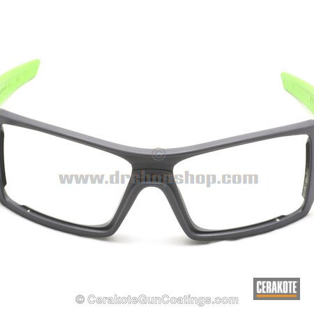 Powder Coating: Sunglasses,Bright White H-140,Graphite Black H-146,Zombie Green H-168,Oakley