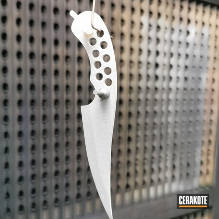 Powder Coating: Custom Knives,BLACKOUT E-100,S.H.O.T,Knife,Wild Knives