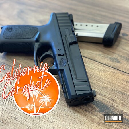 Powder Coating: Graphite Black H-146,Smith & Wesson,S.H.O.T,Christopher Miller