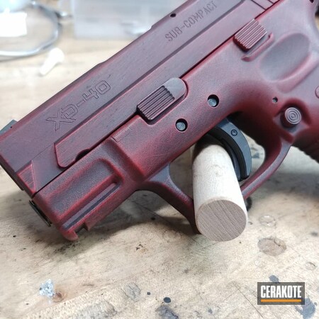 Powder Coating: Conceal Carry,Graphite Black H-146,S.H.O.T,Handguns,Pistol,Concealed,Springfield Armory,FIREHOUSE RED H-216,Battleworn,XD40,40cal