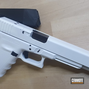 Custom Glock 40 Pistol Cerakoted Using Stormtrooper White