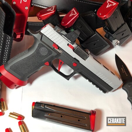Powder Coating: 9mm,S.H.O.T,Crushed Silver H-255,Pistol,Sig P320,Armor Black H-190,RUBY RED H-306
