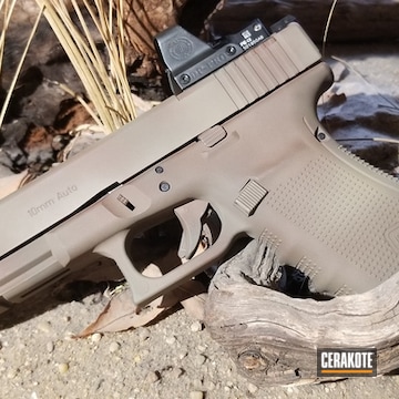 Glock 40 Cerakoted Using Multicam® Dark Brown, Magpul® Foliage Green And Coyote Tan