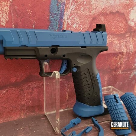 Powder Coating: Graphite Black H-146,S.H.O.T,Handguns,Springfield Armory,Ridgeway Blue H-220,Handgun,Springfield XDM