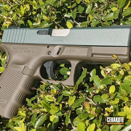 Powder Coating: Glock,CHARCOAL GREEN H-338,S.H.O.T,Glock 19,Patriot Brown H-226