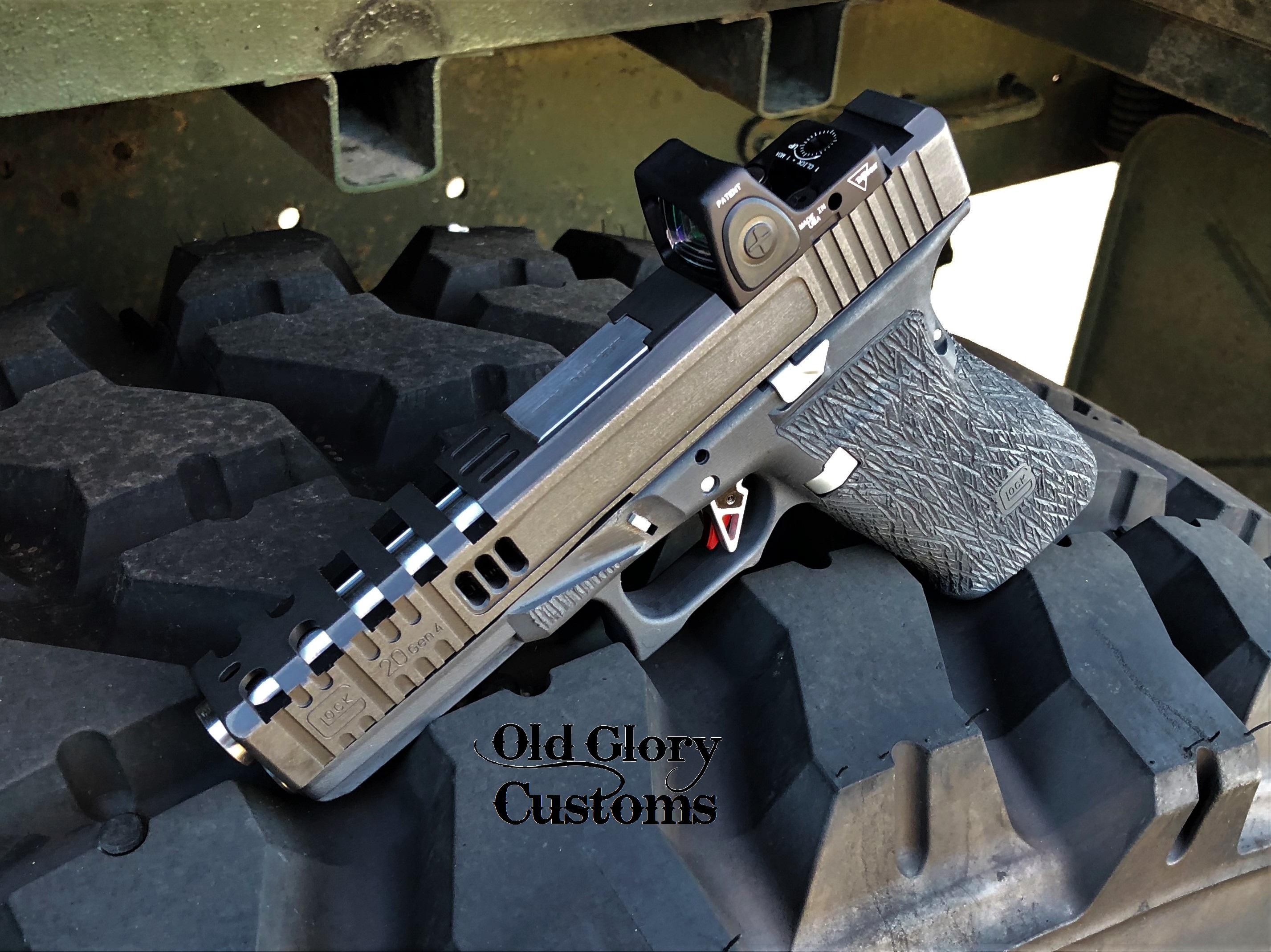 Custom Glock 20 Cerakoted using Graphite Black and Tungsten | Cerakote