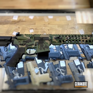 Woodland Camo Ar Cerakoted Using Highland Green, Graphite Black And Magpul® Flat Dark Earth