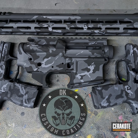 Powder Coating: Graphite Black H-146,S.H.O.T,Urban Camo,AR-15