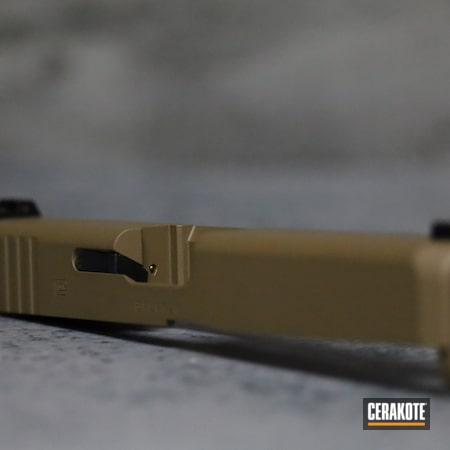 Powder Coating: 9mm,Glock,Glock 17 Gen 5,S.H.O.T,Pistol,Handgun,Flat Dark Earth H-265,Pistol Slide