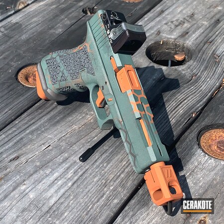 Powder Coating: Hunter Orange H-128,9mm,S.H.O.T,Sniper Grey H-234,Cobalt H-112,Compensator,Hand Stippled,Zev,RMR Optic,APEX,Glock,Honeycomb,RMR Cut,CHARCOAL GREEN H-338,.40 cal,Stippled,Glock 22,Conversion Barrel