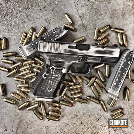 Powder Coating: 9mm,Graphite Black H-146,Glock Life,S.H.O.T,Crushed Silver H-255,Pistol,Gen 3,Glock 19,Cross,Battleworn,Custom Glock