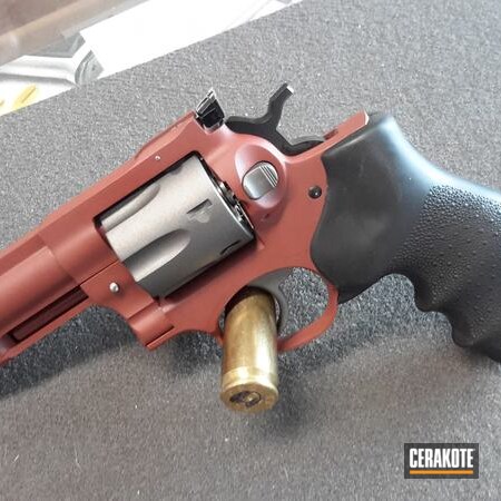 Powder Coating: Crimson H-221,S.H.O.T,Revolver,Satin Mag H-147