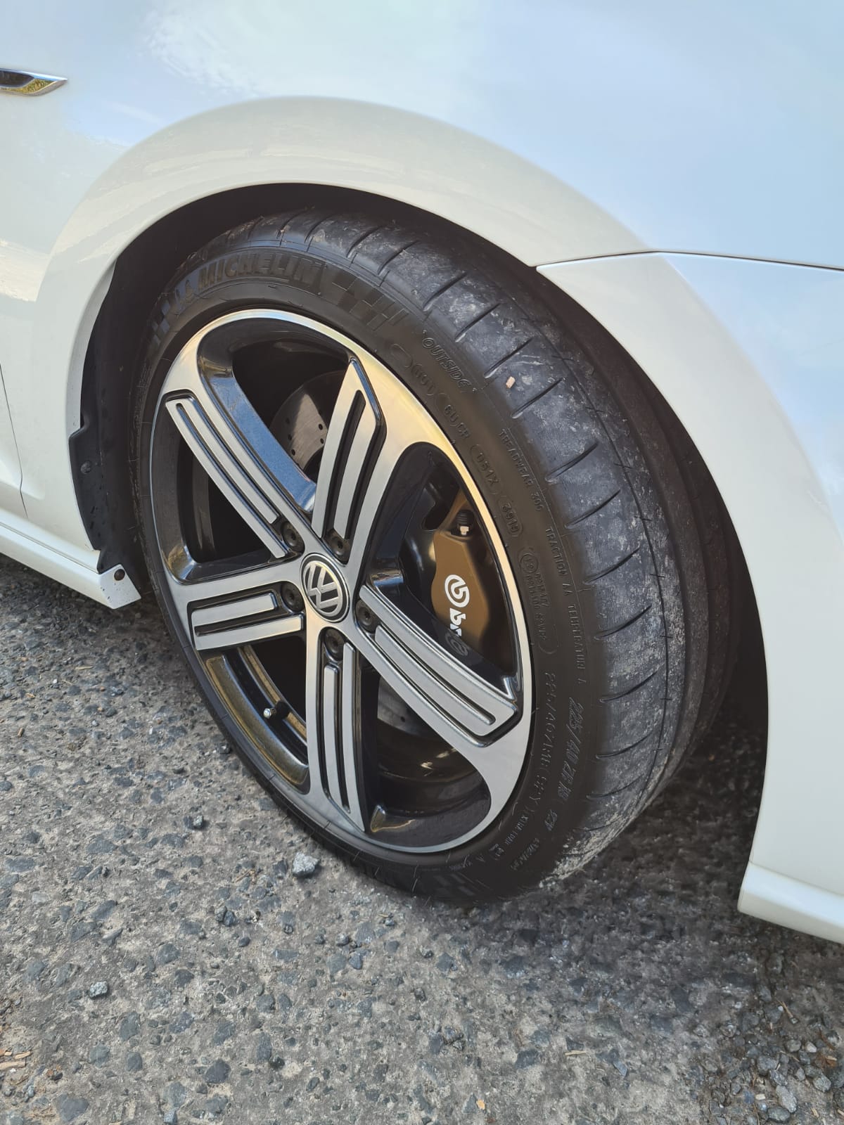 VW Golf R Calipers Cerakoted using Burnt Bronze | Cerakote