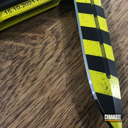 Powder Coating: Knives,S.H.O.T,Armor Black H-190,Electric Yellow H-166,Knife