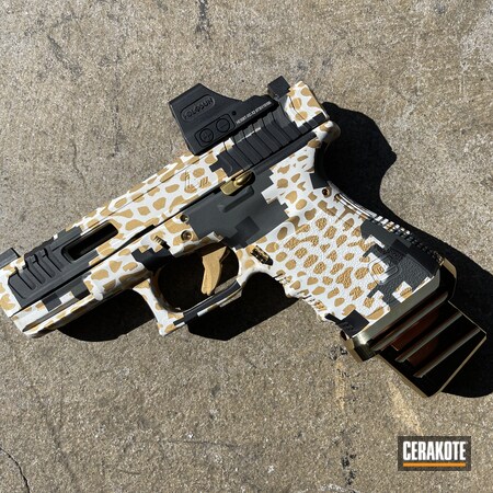 Powder Coating: Glock,Snow White H-136,S.H.O.T,Pistol,Gold H-122,Armor Black H-190,Glock 19,SIG™ DARK GREY H-210,Handgun,Custom