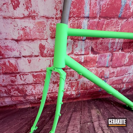 Powder Coating: Bike Frame,Green,Bicycle,Bicycle Frame,bike parts,PARAKEET GREEN H-331