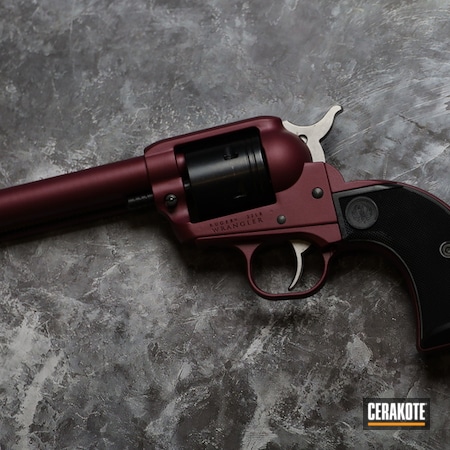Powder Coating: Wrangler,S.H.O.T,Revolver,.22LR,BLACK CHERRY H-319,Ruger,Handgun