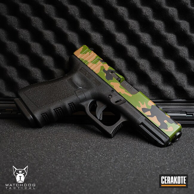Custom Camo Glock 19 Gen 3 Cerakoted Using Noveske Bazooka Green, Glock® Fde And Graphite Black