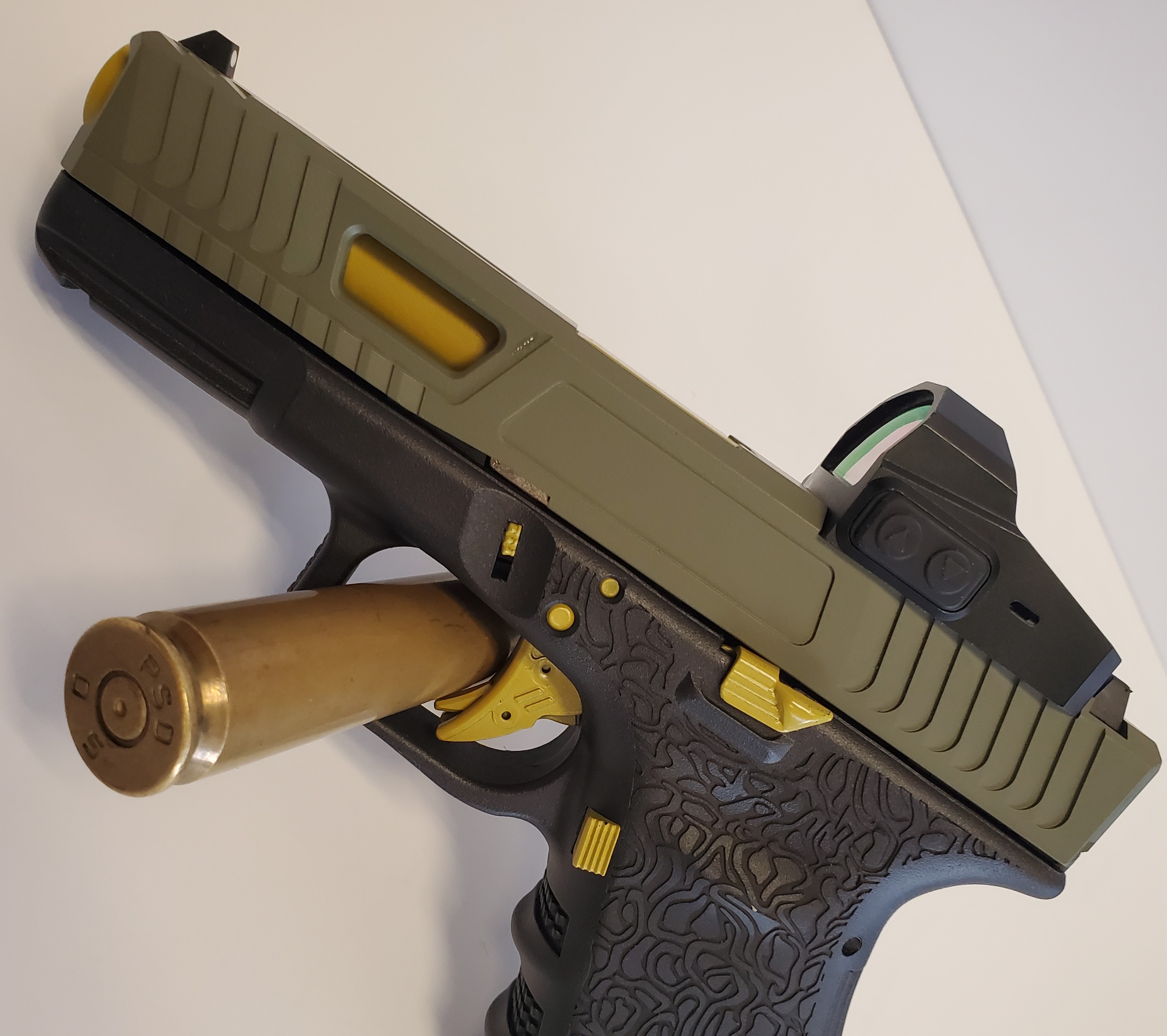 Socom Blue Glock Cerakoted using SOCOM Blue, Forest Green and Corvette Yellow ...