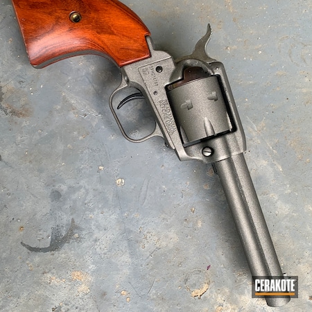Powder Coating: S.H.O.T,Revolver,Gun Metal Grey H-219,Heritage