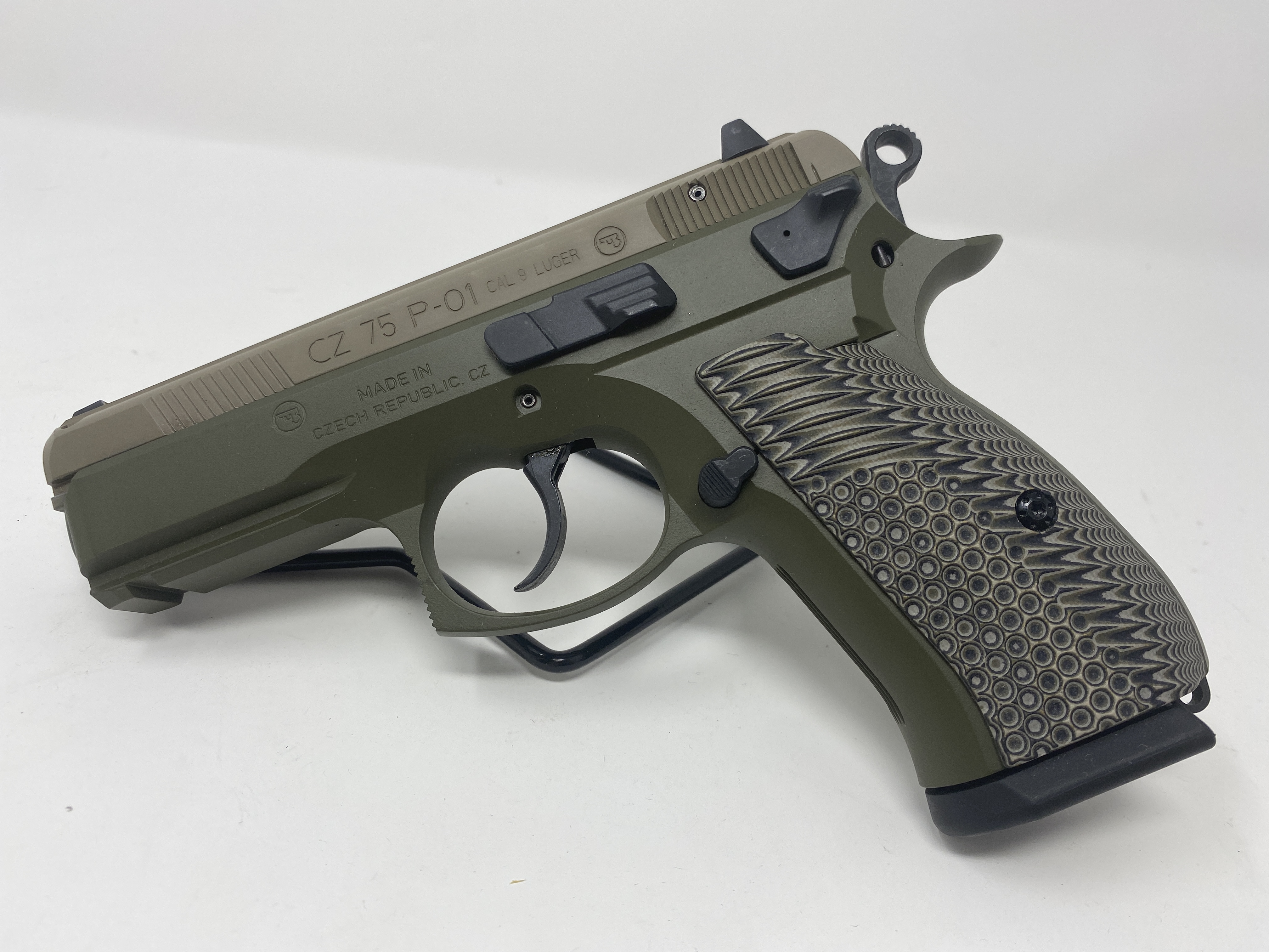 Cz 75 P 01 Using C 267 And H 229 Cerakote cz-75-p-01-using-c-267-and-h-229-cerakote