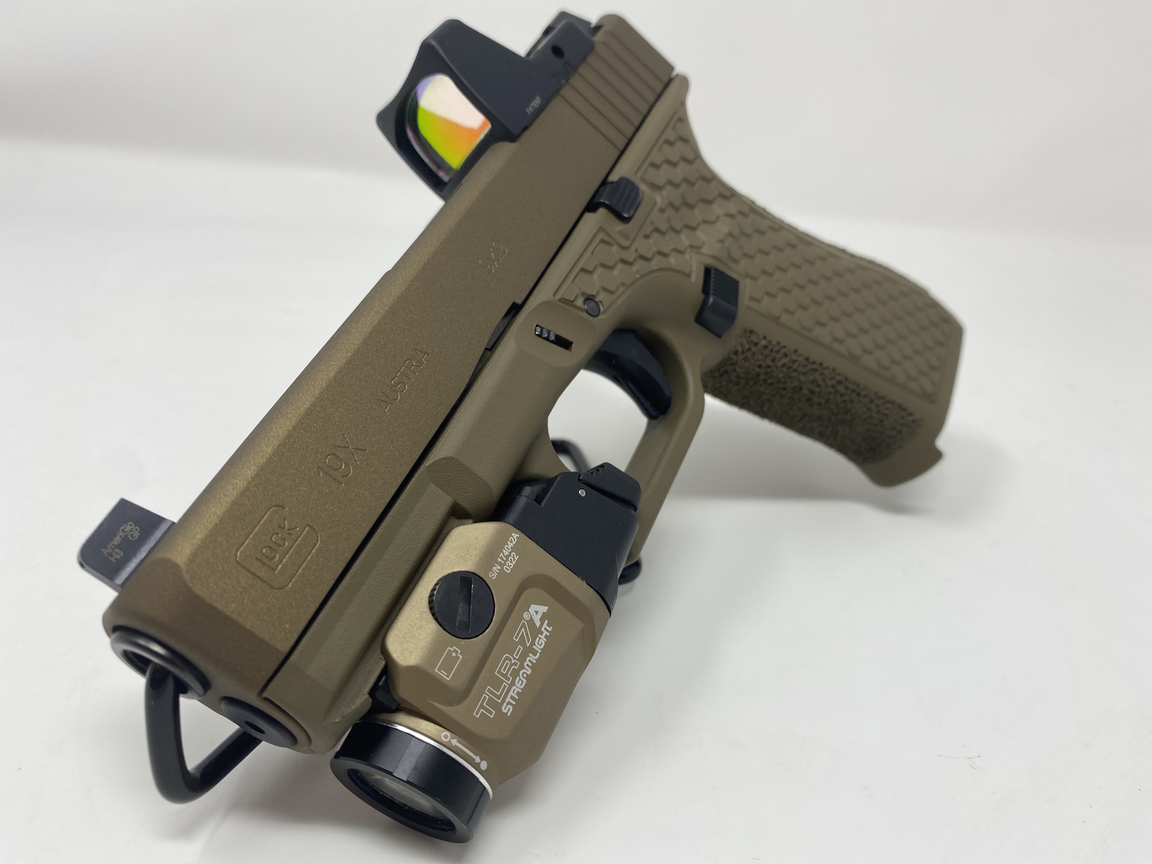 Glock Coating Glock 19x coated in Glock® FDE | Cerakote