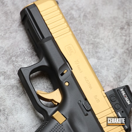 Powder Coating: S.H.O.T,Custom Pistol,Gold H-122,Gold and Black,Black and Gold,Graphite Black H-146,Glock,Two Tone,Handguns,Pistol,Glock 19,Handgun,Pistols
