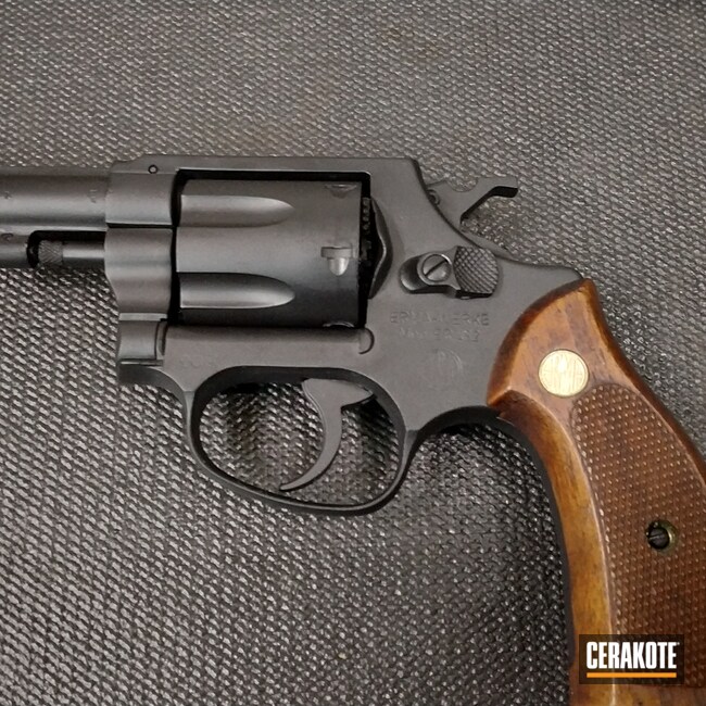 Cerakoted: S.H.O.T,Cerakote,Graphite Black H-146,Revolver