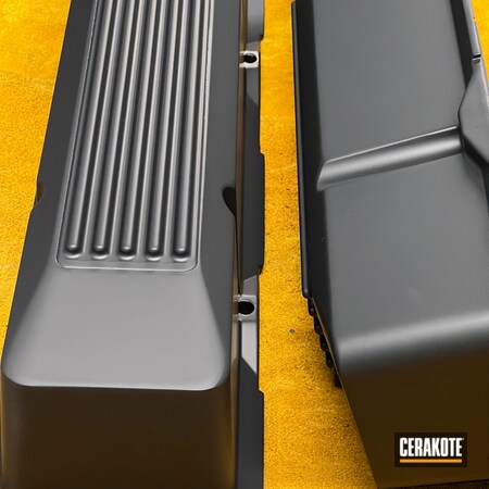 Powder Coating: CERAKOTE GLACIER BLACK C-7600,Motor,Valve Cover,Valves,V8,Automotive,Valve Covers,Chevy
