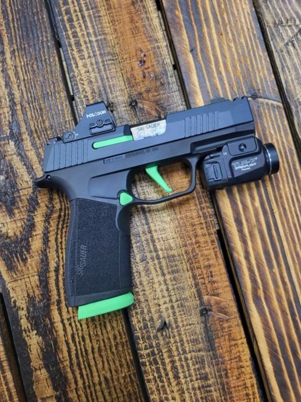 Sig Sauer P365 X-Macro Comp Cerakoted using Parakeet Green and Graphite ...