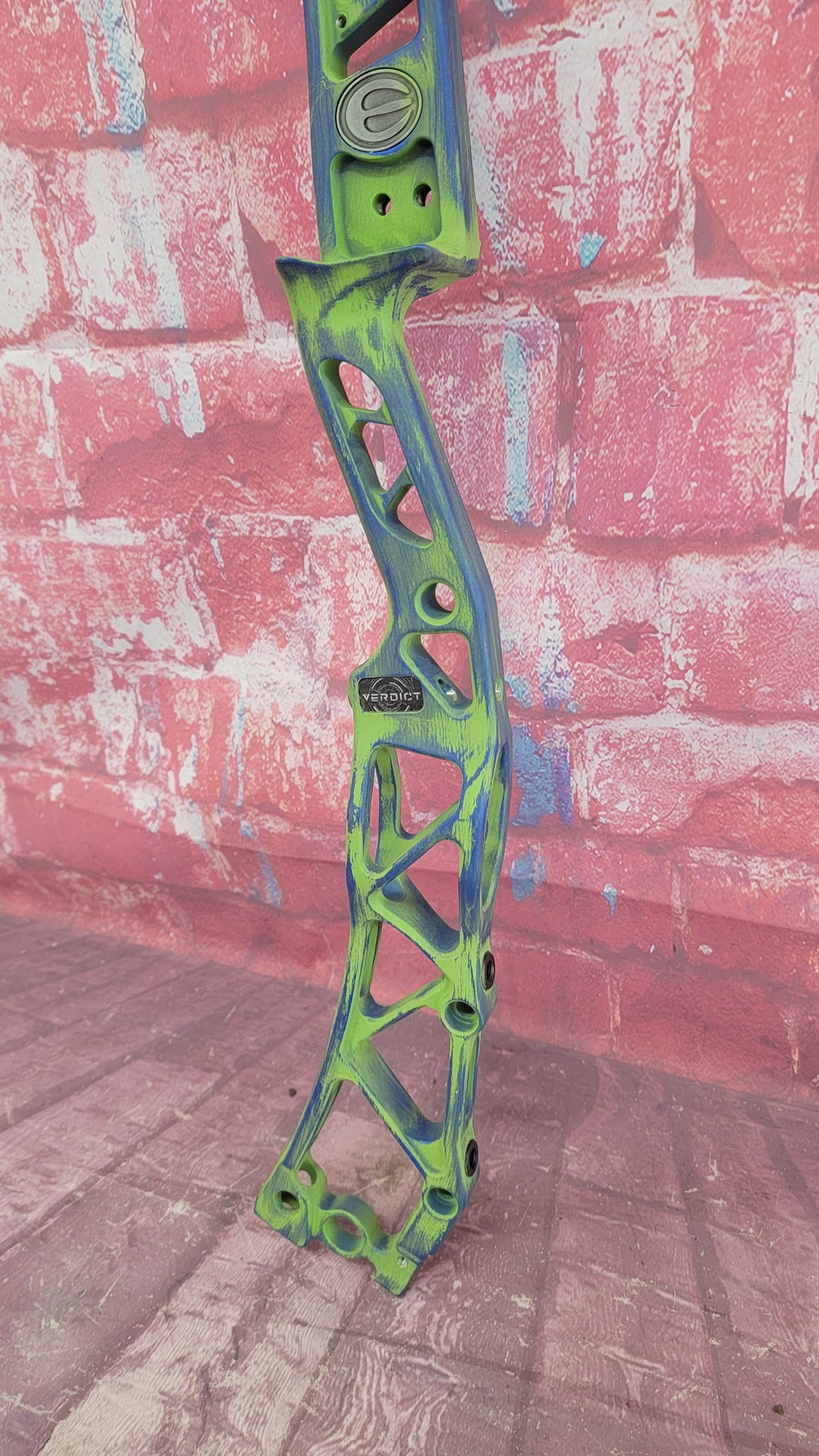 Bow Riser Featuring Ridgeway Blue and Zombie Green | Cerakote