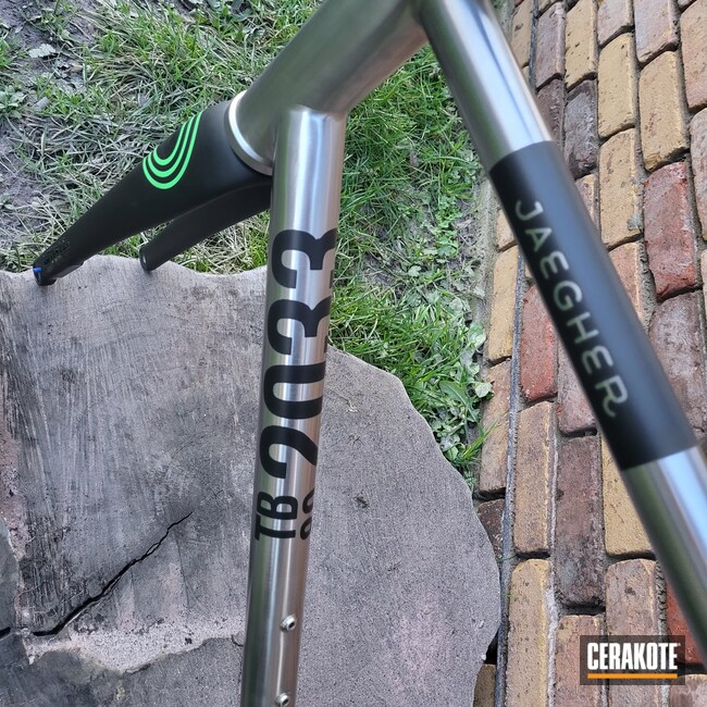 Cerakoted: Graphite Black H-146,Bicycle,PARAKEET GREEN H-331