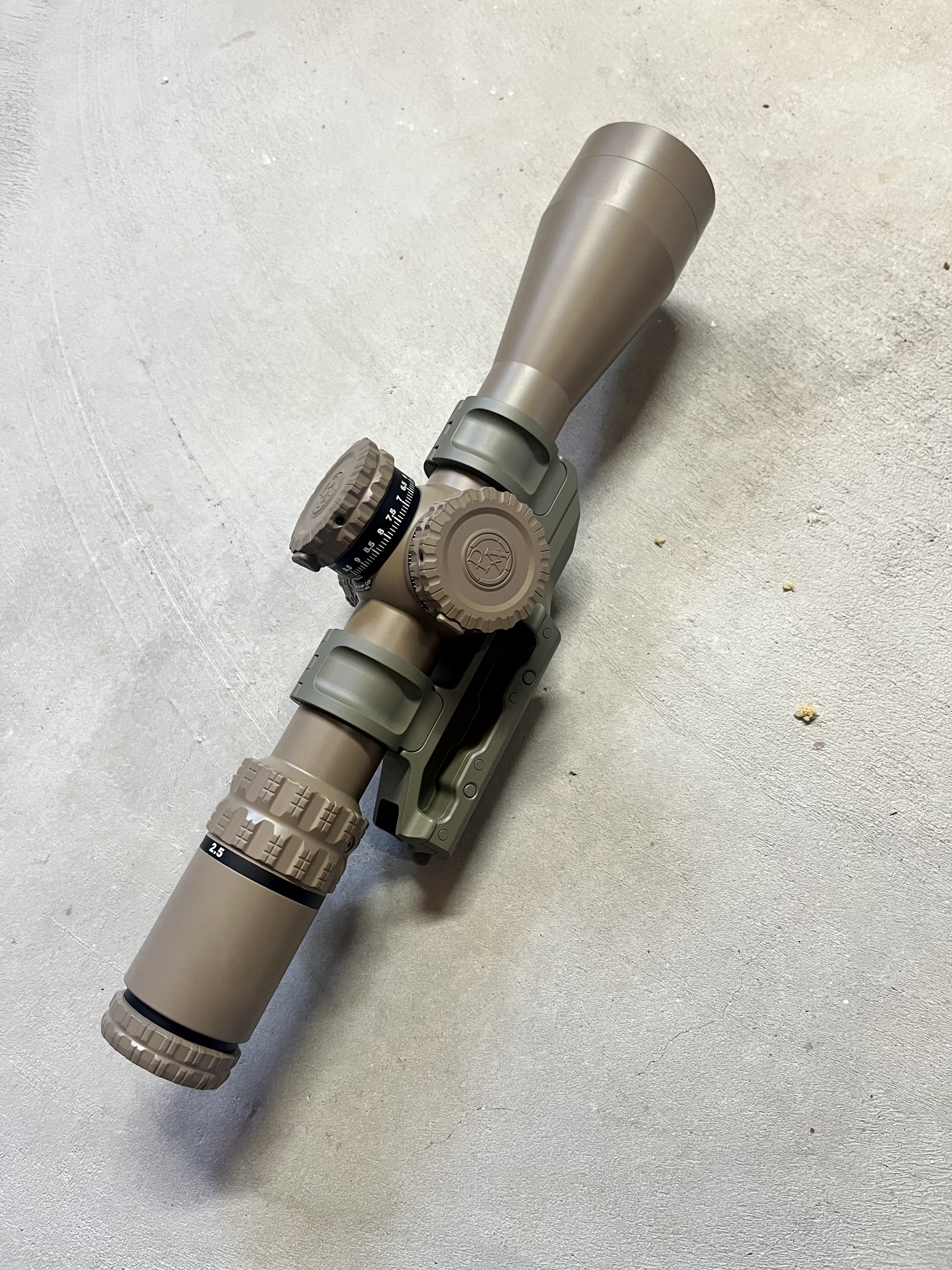 Valor Riflewerks Scalarworks Mount in a Magpul® Foliage Green and Magpul® FDE Finish ...
