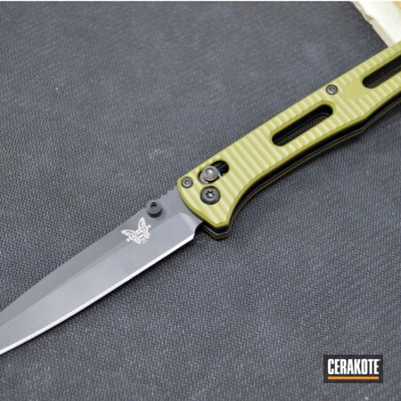 Powder Coating: S.H.O.T,Scales,Noveske Bazooka Green H-189,Benchmade,Pocket Knife