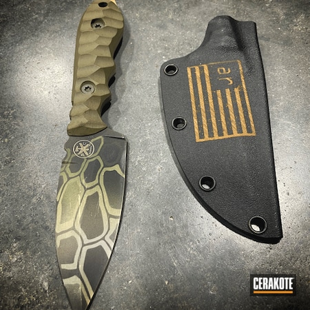 Powder Coating: Custom Knives,Graphite Black H-146,S.H.O.T,Highland Green H-200,Knife,FS SABRE SAND   H-33446