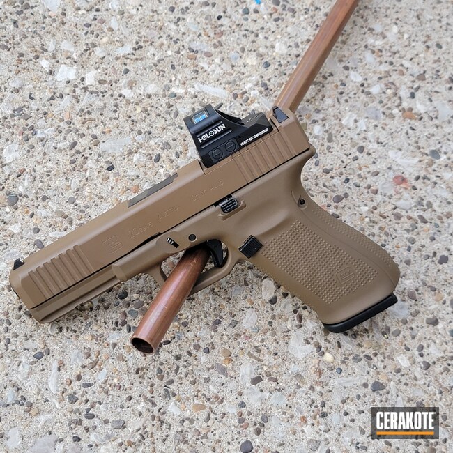 Cerakoted: S.H.O.T,Custom Glock,10mm,SPRINGFIELD® FDE H-305,FS Green H-34094