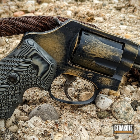 Powder Coating: Graphite Black H-146,Smith & Wesson,Gold H-122,Revolver,38 Special,Battleworn