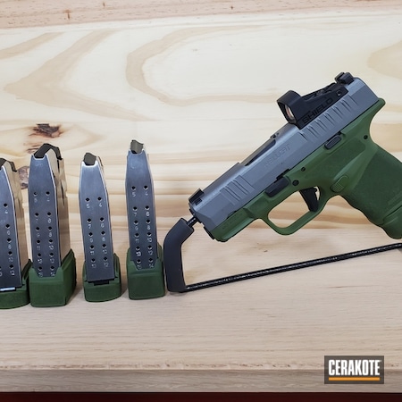 Powder Coating: 9mm,S.H.O.T,MULTICAM® BRIGHT GREEN H-343,Springfield Armory Hellcat,Tactical Grey H-227