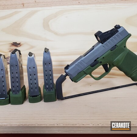 Powder Coating: S.H.O.T,9mm,MULTICAM® BRIGHT GREEN H-343,Springfield Armory Hellcat,Tactical Grey H-227