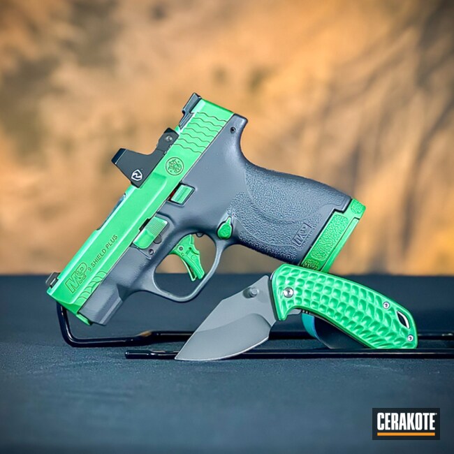 Squatch Green Smith And Wesson M&p With A Matching Knife! 