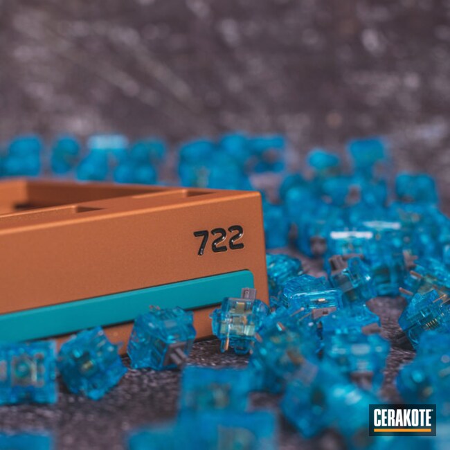Geonworks F1-8x - Custom Mechanical Keyboard Sprayed In Copper H-347 With Gloss Black Infill H-109