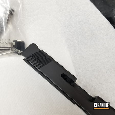 Powder Coating: Graphite Black H-146,Custom Glock