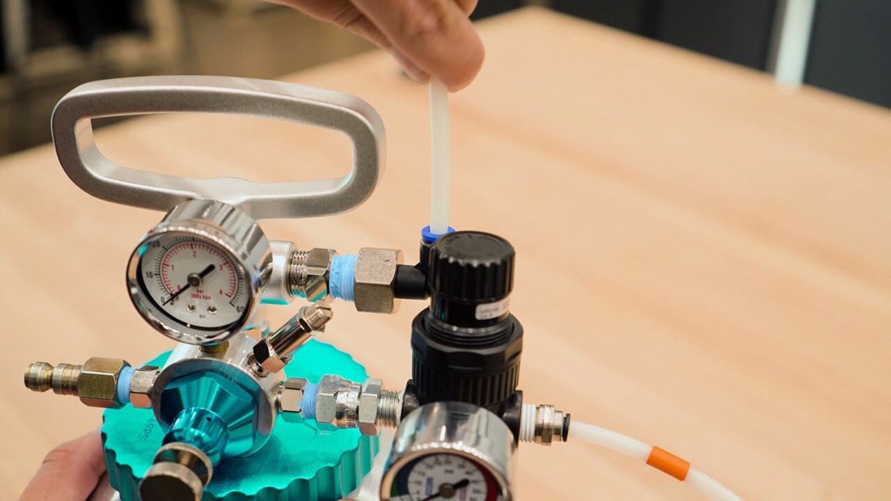 Fluid Hose into Fluid Joint