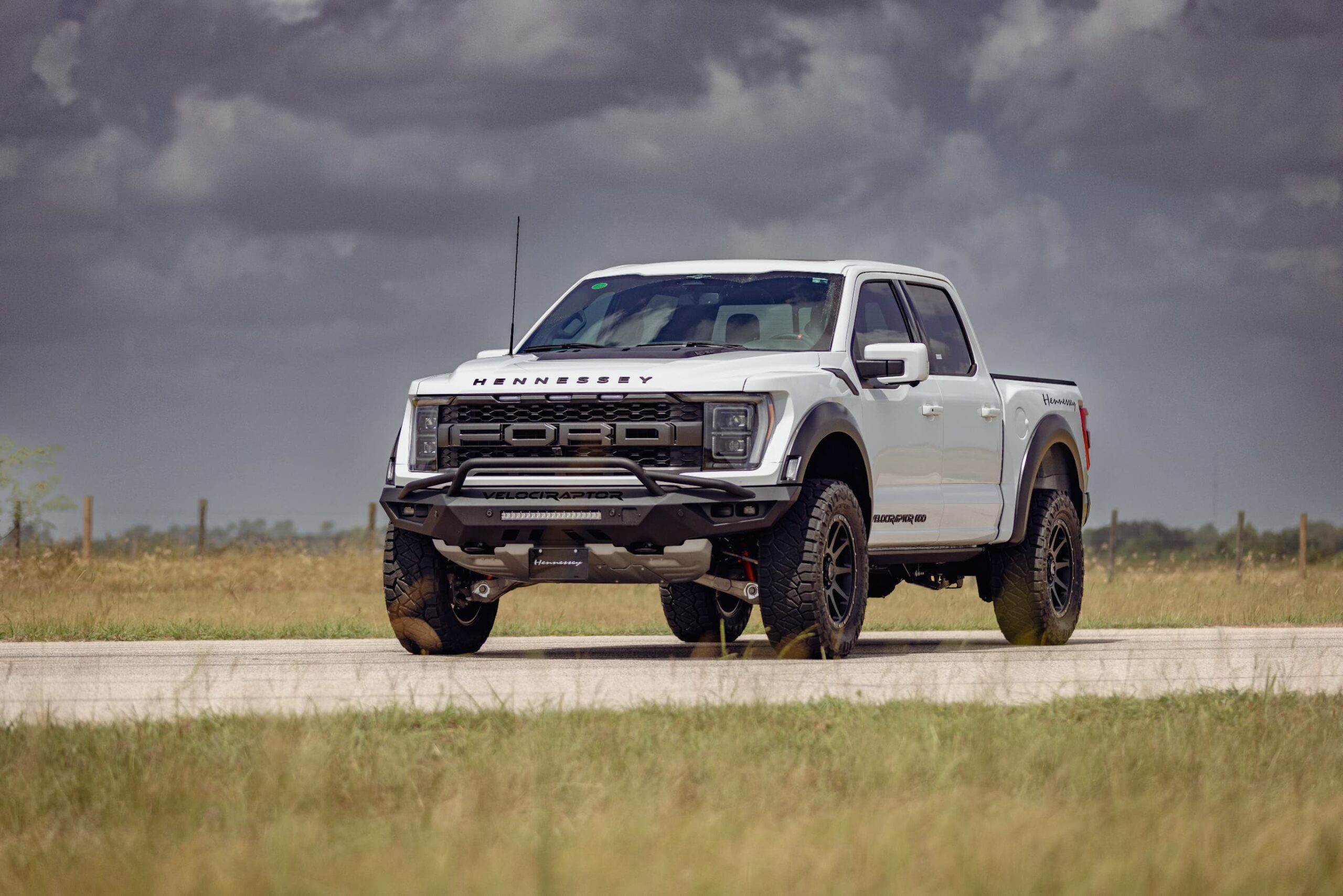 Ford Oxford White Z1 (PSS-11335) - Powder Coating Product