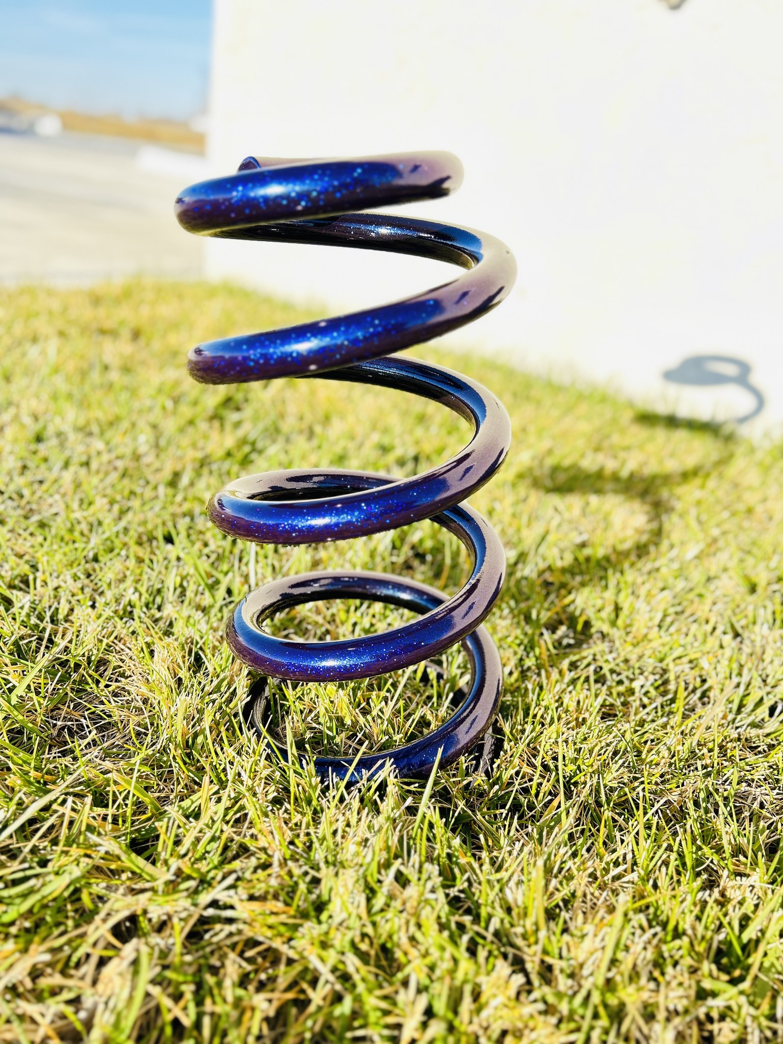 Shock Spring Powder Coating coil springs using Dirty Magic | Prismatic Powders