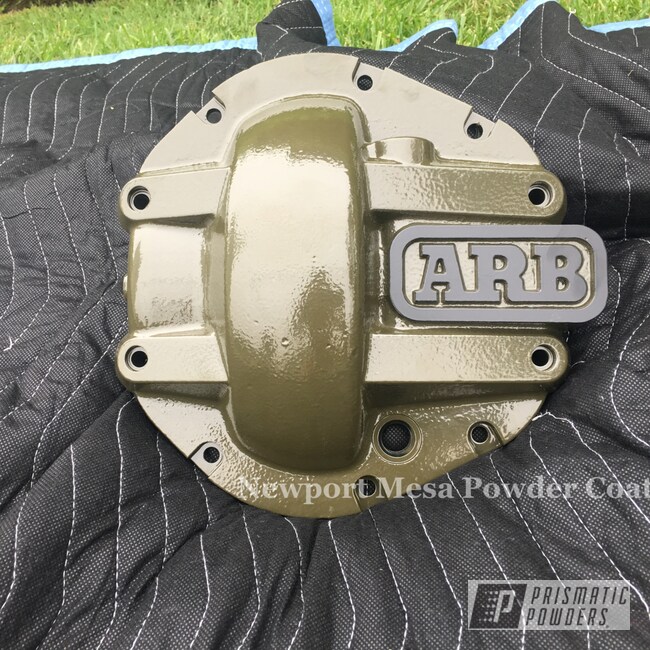 Two Toned Jeep Differential Covers Coated in RAL 6014 & HSS1336 Silk