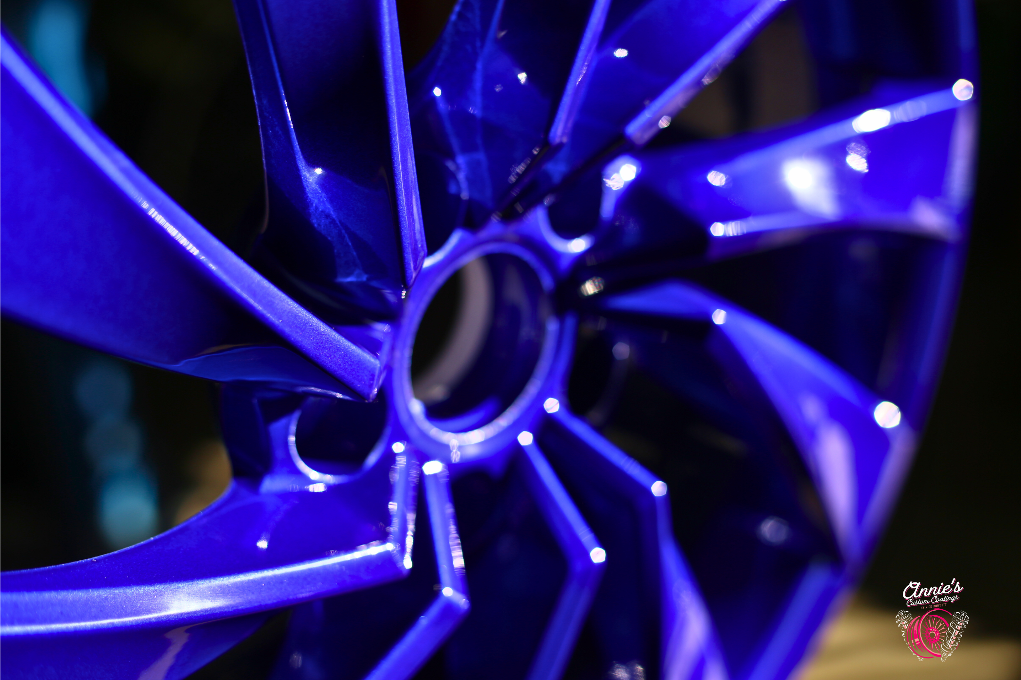 Intense Blue and Alien Silver // Alloy Wheels | Prismatic Powders