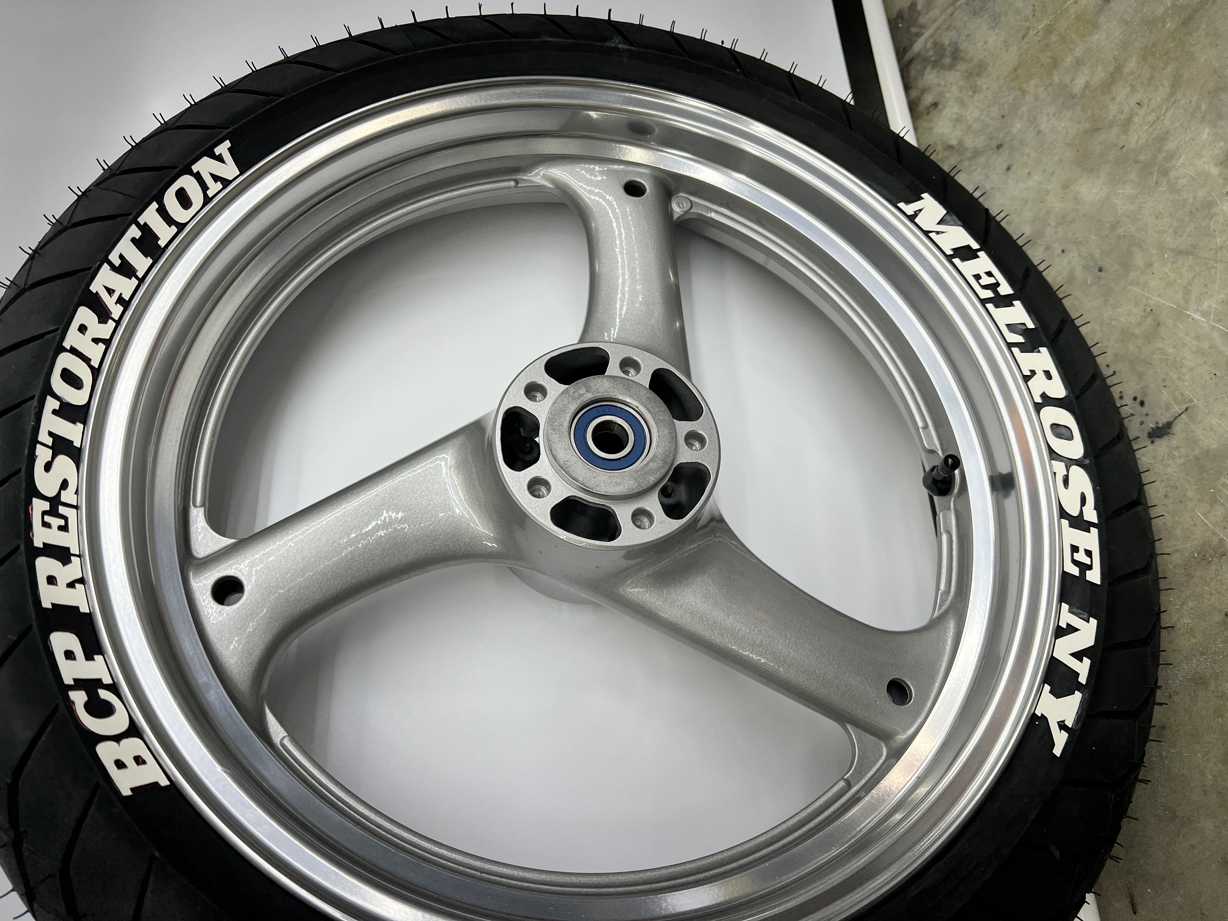 Custom bike wheels | Prismatic Powders