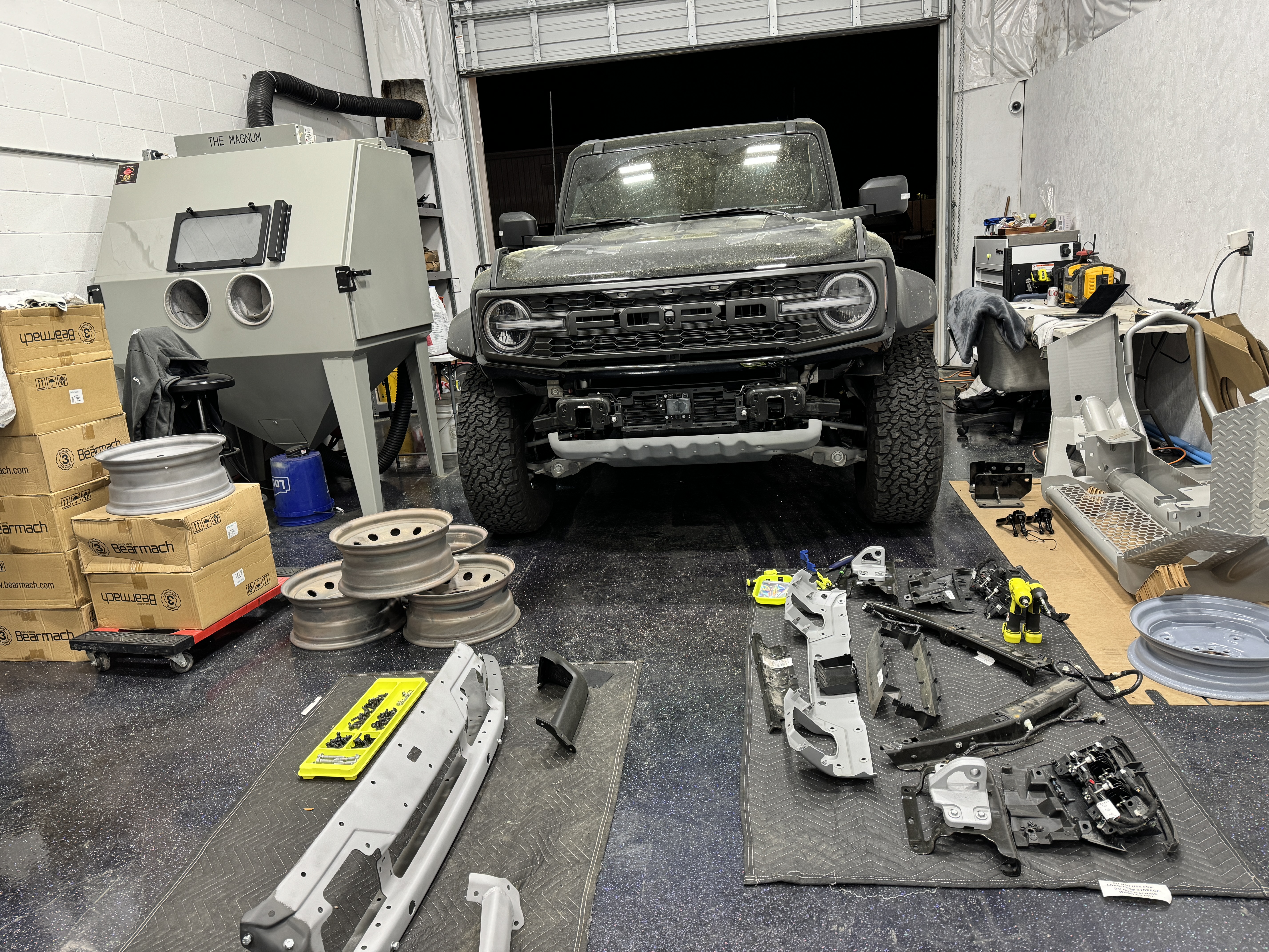 Front Bumper Repair Shop 2023 Bronco Front Bumper Repair | Prismatic Powders
